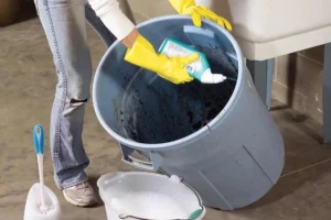 Cleaning Your Trashcan